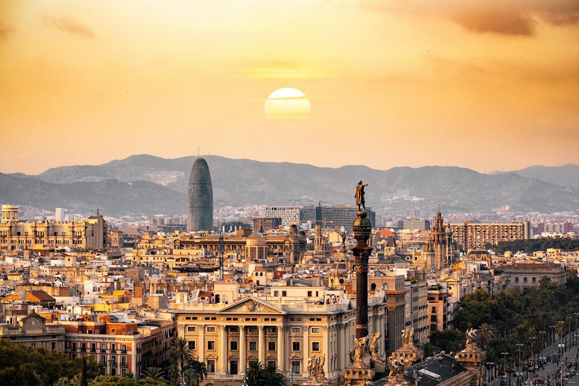Tips for IB Spanish A: Language & Literature HL Assessments
