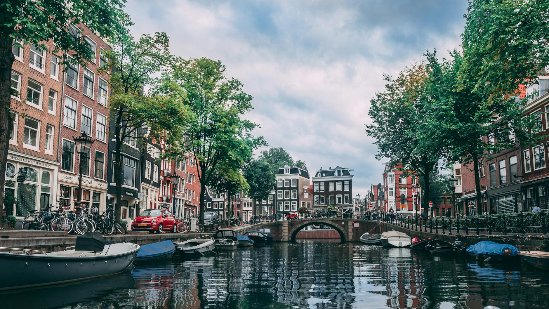 Overview: Applying to Dutch Universities (Updated)